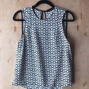 Zara top MSRP 40.00